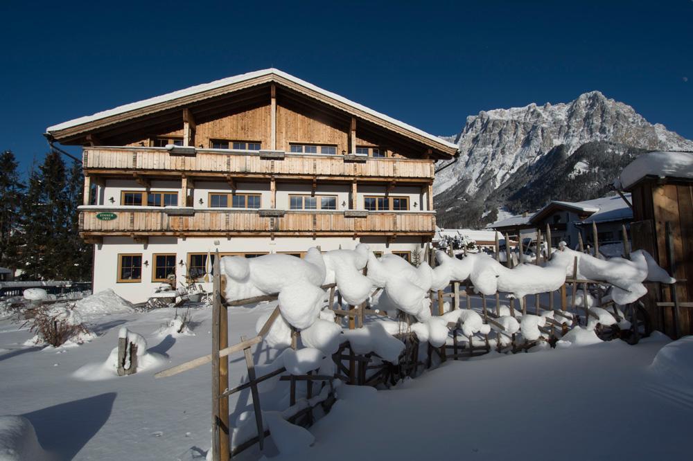Hotel Zum Urviech -Erwachsenenhotel- (Adults Only) Ehrwald Exterior foto